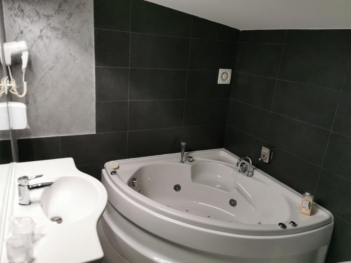 Dnt House &spa *