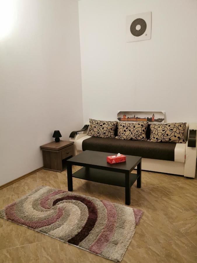 Dnt House &spa *