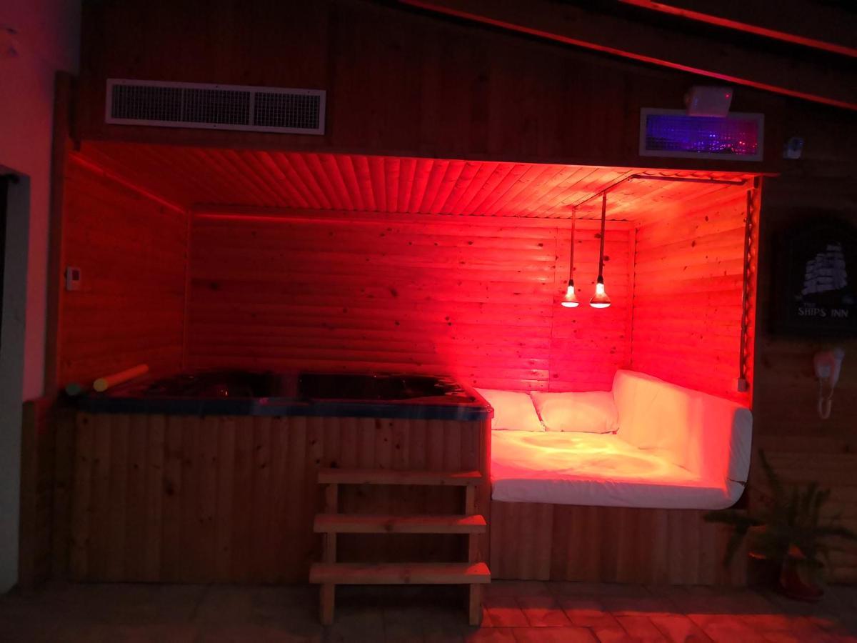 Pensión Dnt House &spa *